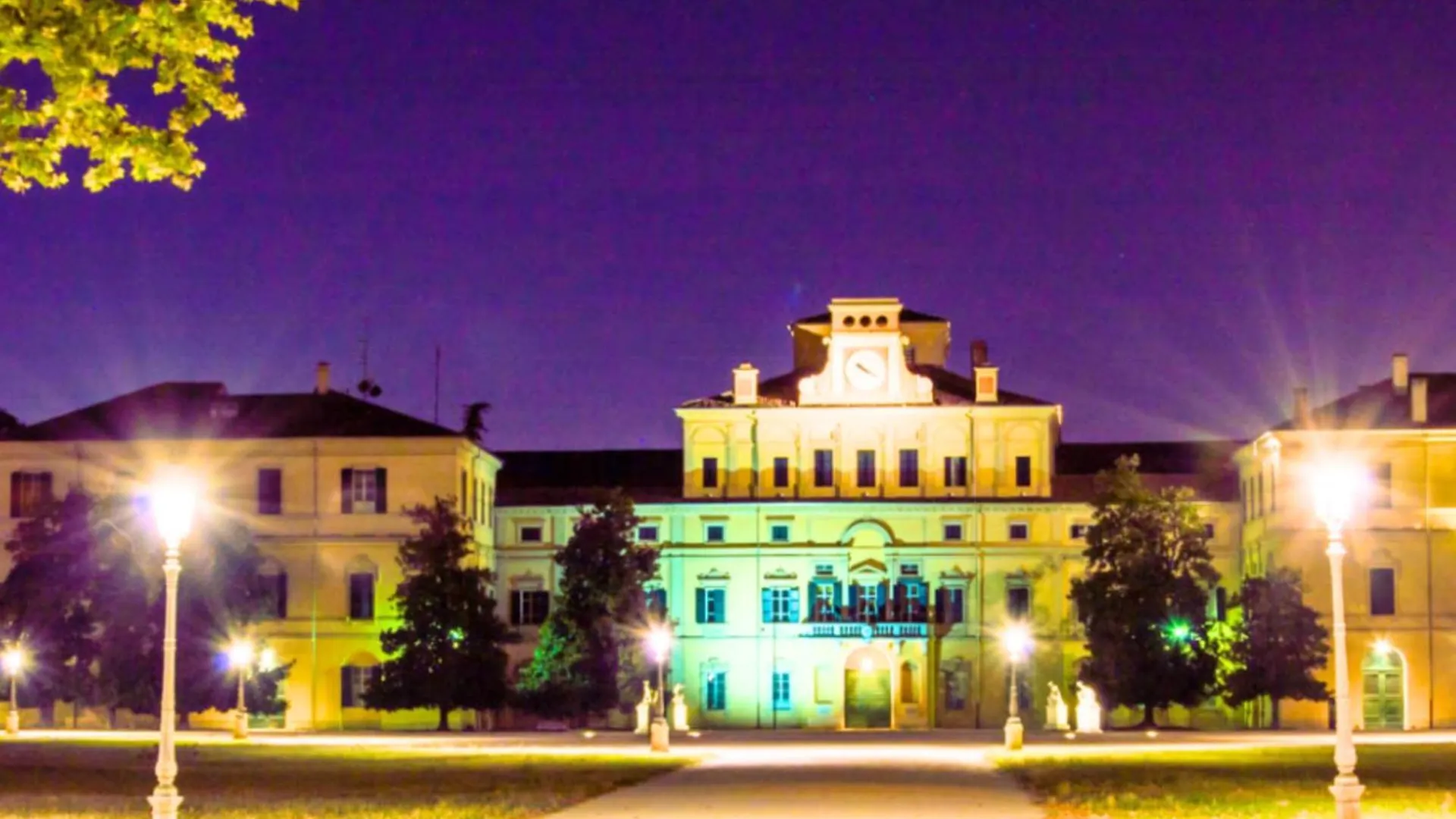 Affittacamere Peppe Home Fontana Del Trianon Parma Italia